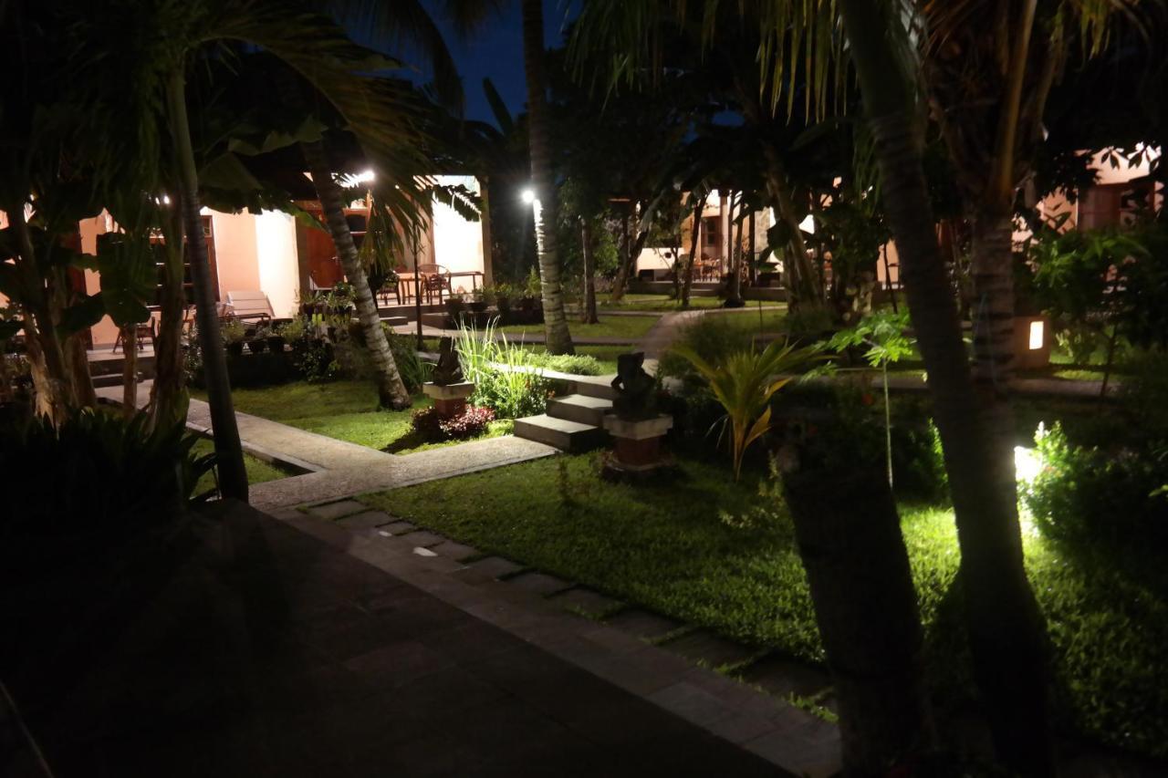 1000 Dream Bungalow Lovina  Ngoại thất bức ảnh